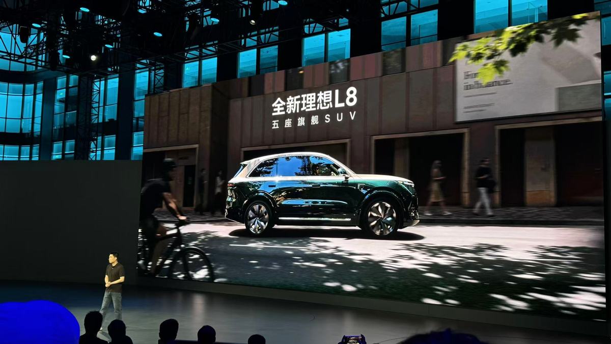 全新 Li Auto L8 공식 출시, 아빠차가 성능과 핸들링에 도전하다-그림7