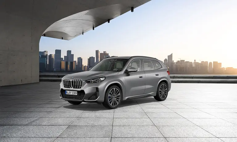 BMW X1 xDrive20i M 스포츠 프로즌 퓨어 그레이 스페셜 에디션