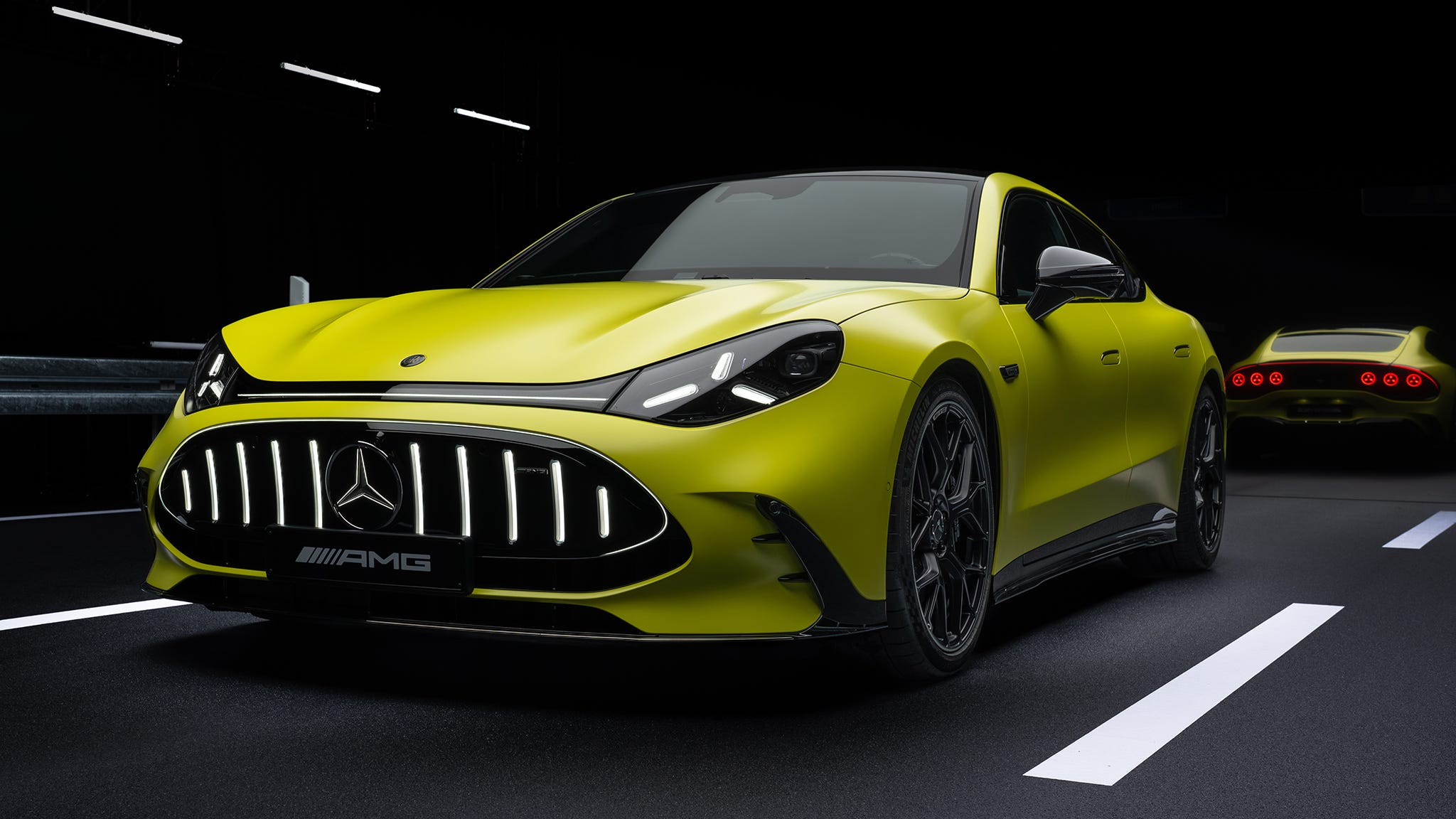 Das neue Mercedes-AMG GT 63 4-Türer Coupé, 2026.

Mercedes-AMG GT 63 4-Türer Coupé | Energieverbrauch kombiniert 21,0-17,9 kWh/100 km | CO2 Emissionen kombiniert 0 g/km | CO2-Klasse: A
//
The all-new Mercedes-AMG GT 63 4-Door Coupé, 2026.

Mercedes‑AMG GT 63 4-Door Coupé | combined energy consumption 21.0-17.9 kWh/100 km | combined CO2 emissions 0 g/km | CO2 class: A
