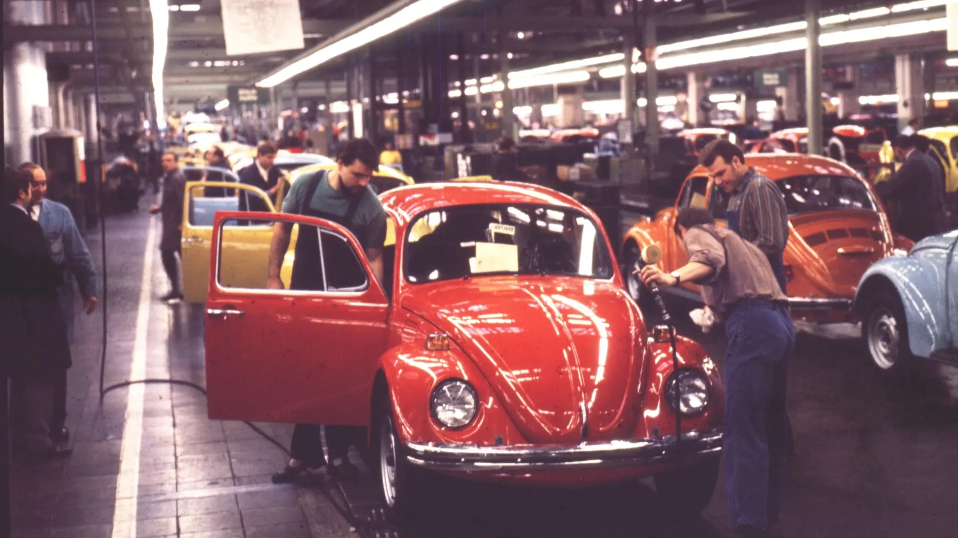 Has the world given up on the world car?