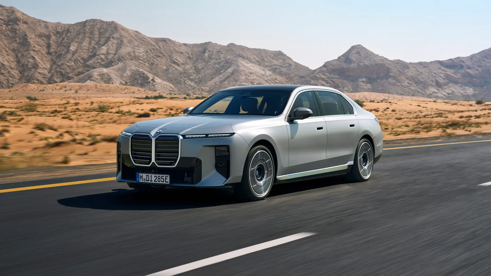 New BMW 7-series revealed: facelifted but still no beauty