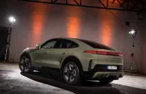 덩크슛! 911 루프라인을 겨냥한 포르쉐의 새로운 e-SUV